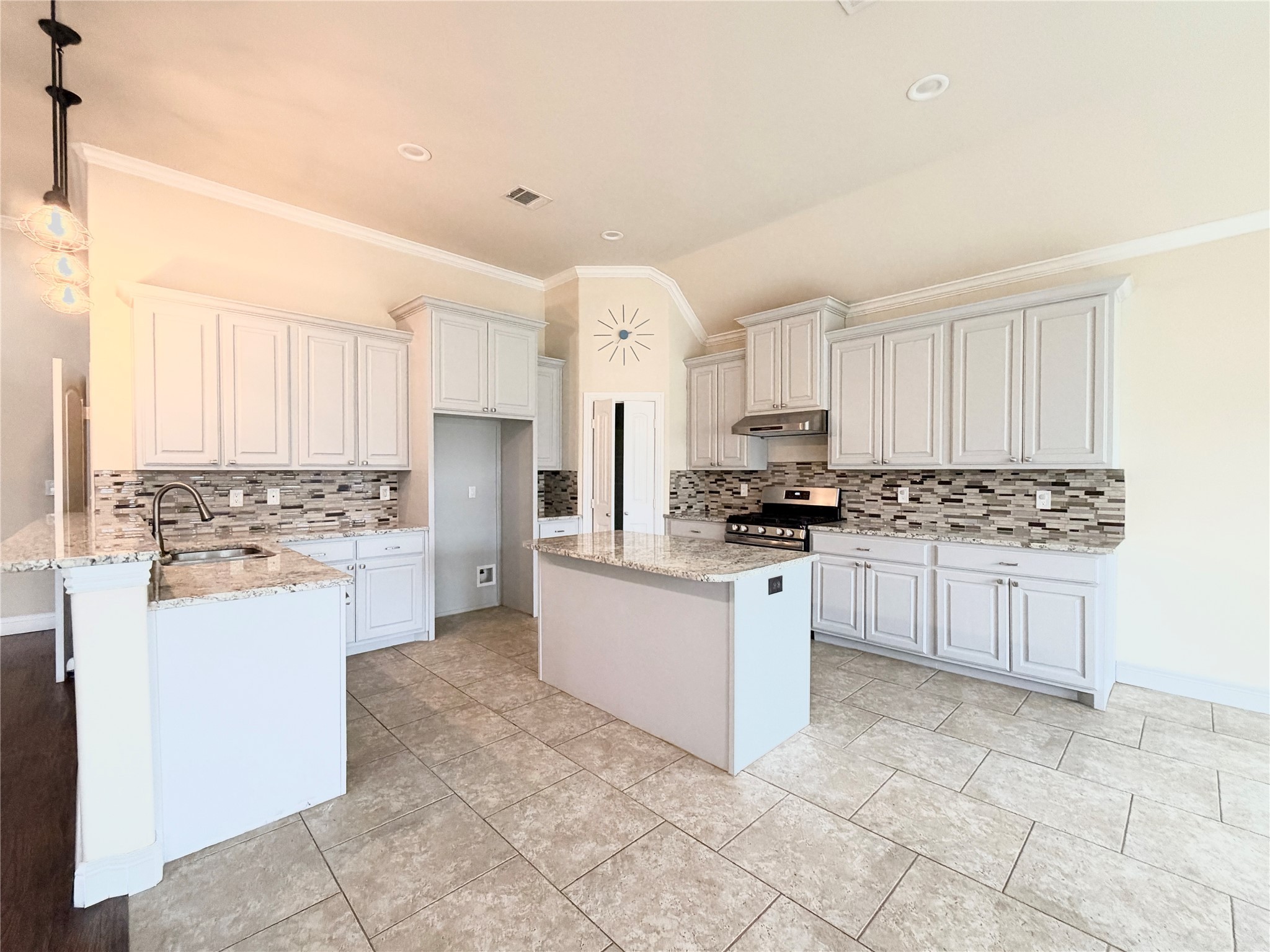 501 Elwood Road Irving TX 75061