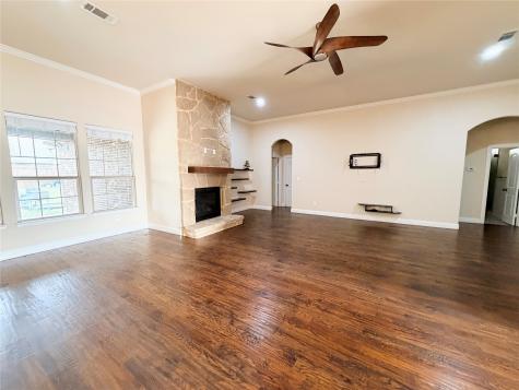 501 Elwood Road Irving TX 75061