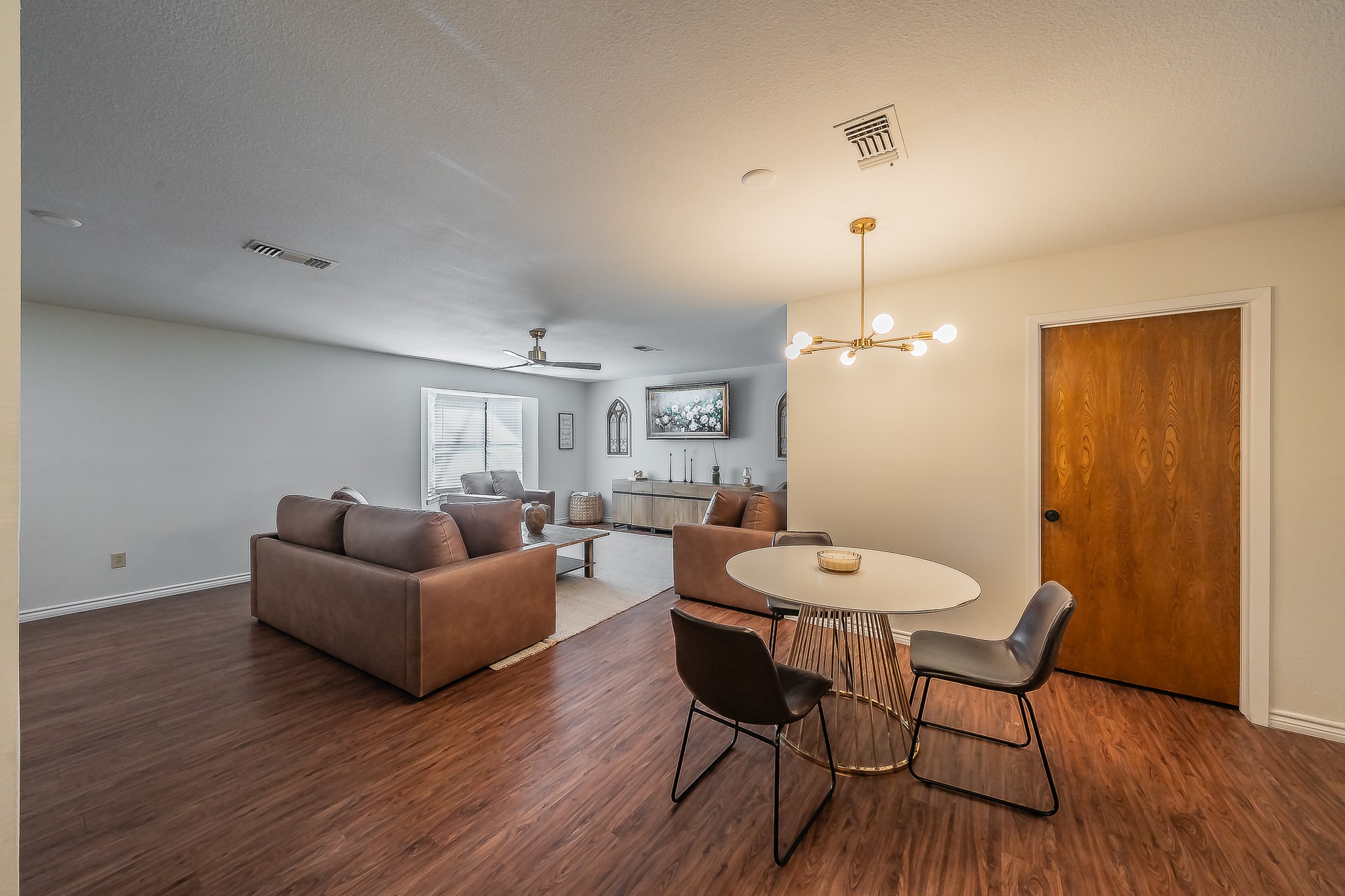 302 W Hale Avenue Decatur TX 76234