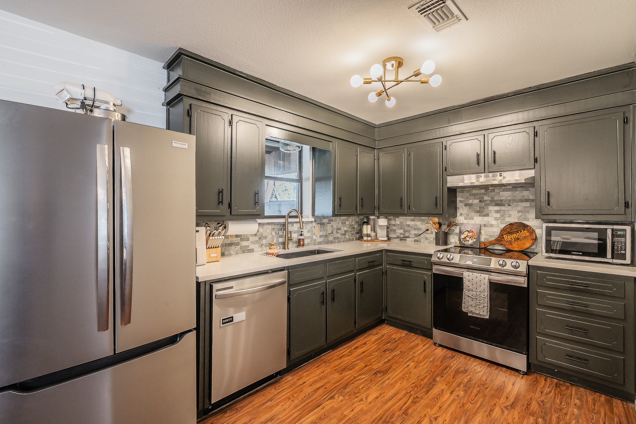302 W Hale Avenue Decatur TX 76234