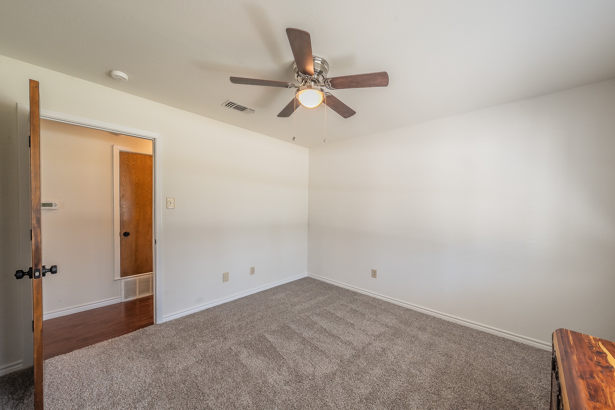 302 W Hale Avenue Decatur TX 76234