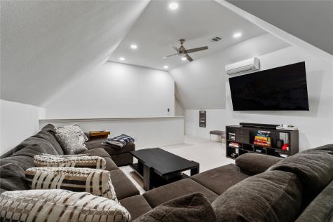 1307 Silverlake Road Mckinney TX 75072