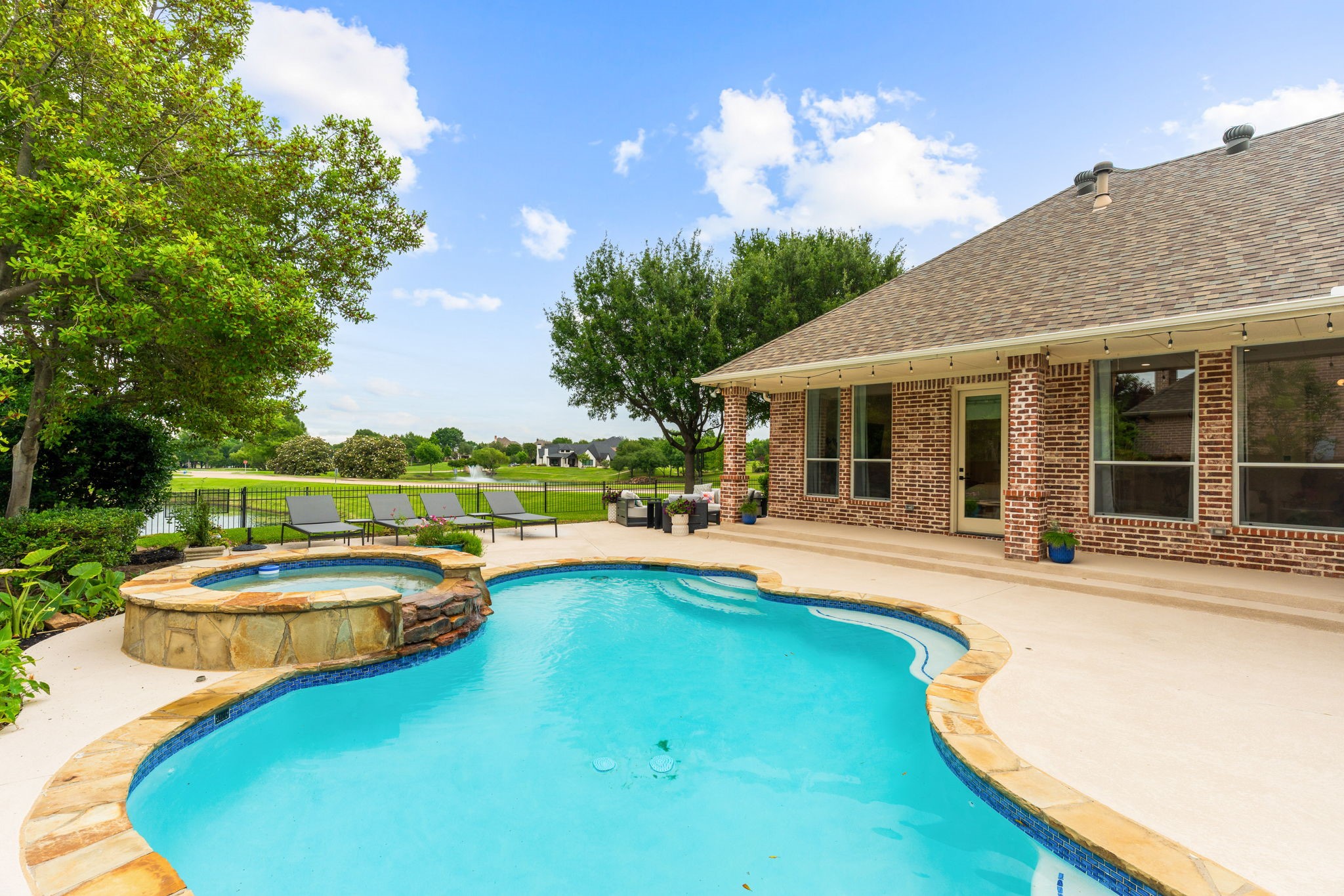 1307 Silverlake Road Mckinney TX 75072
