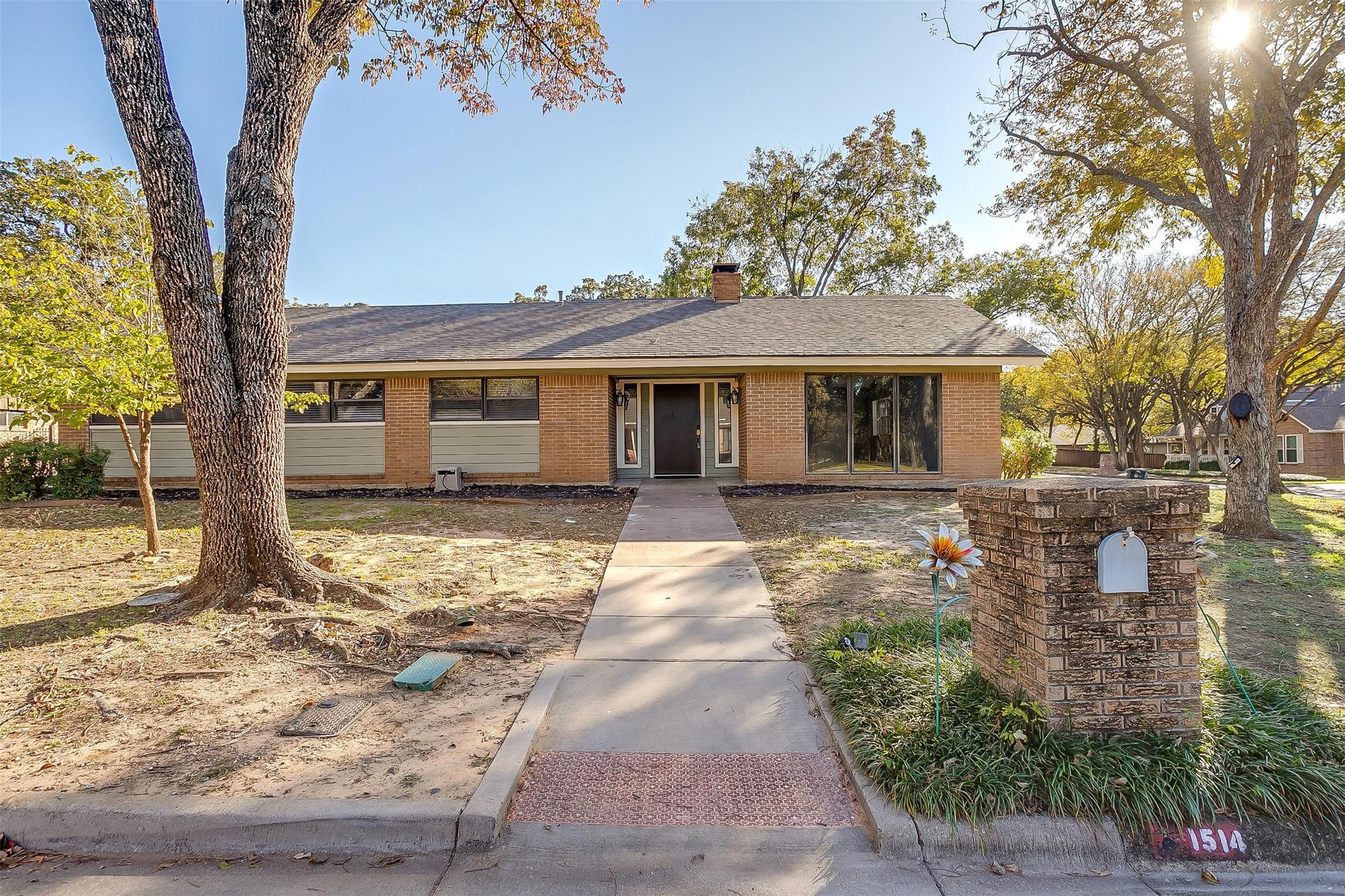 1514 Oak Glen Court Arlington TX 76012