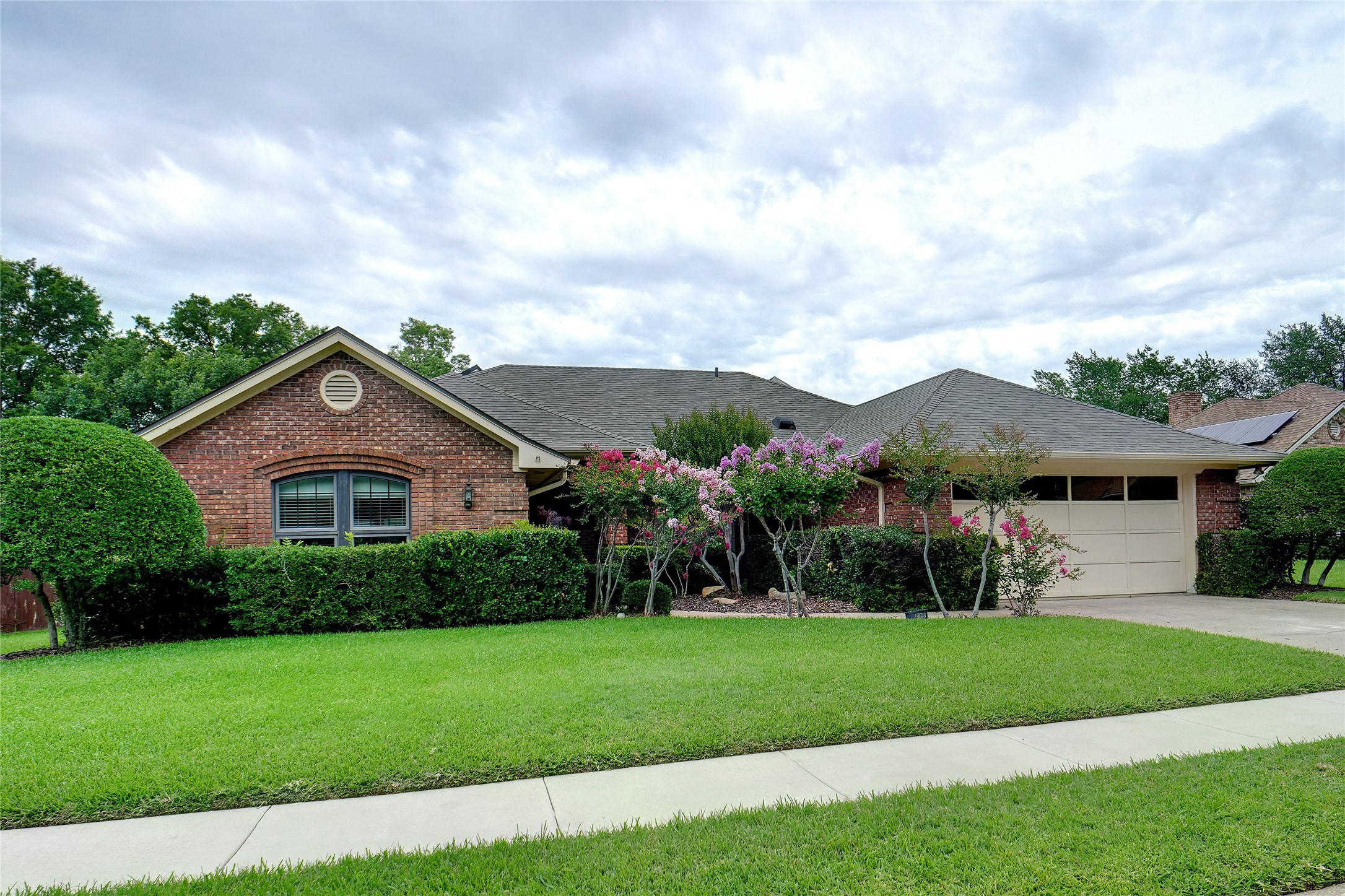 1301 Medford Drive Bedford TX 76021