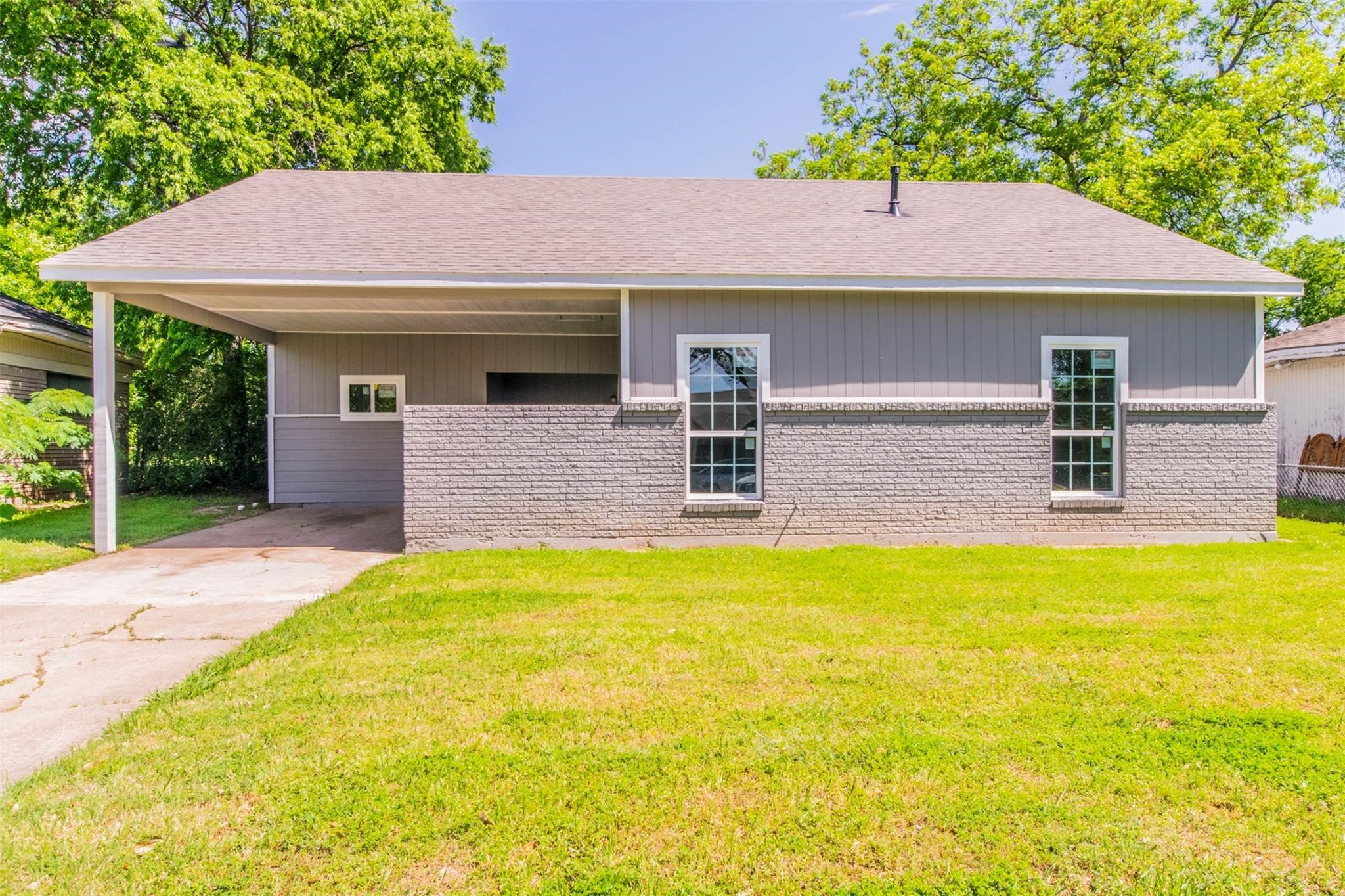 4613 Reed Street Fort Worth TX 76119