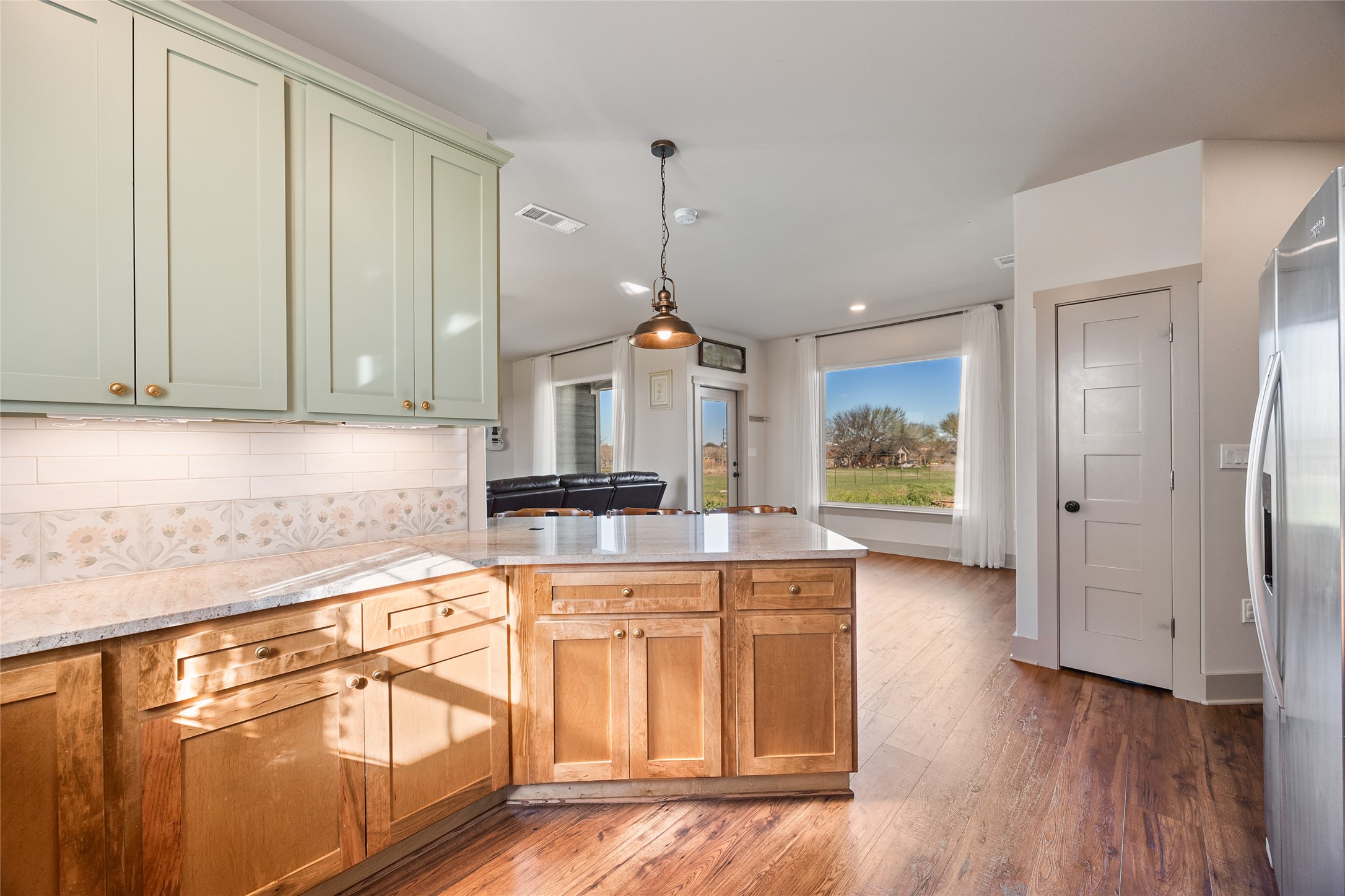 700 Lathem Boulevard Venus TX 76084