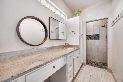700 Lathem Boulevard Venus TX 76084