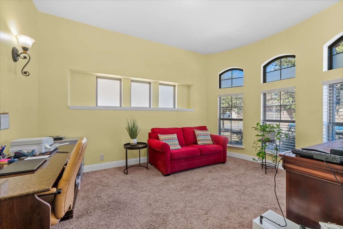 11737 Tuscarora Fort Worth TX 76108
