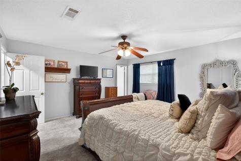 1218 Crestwood Drive Cleburne TX 76033