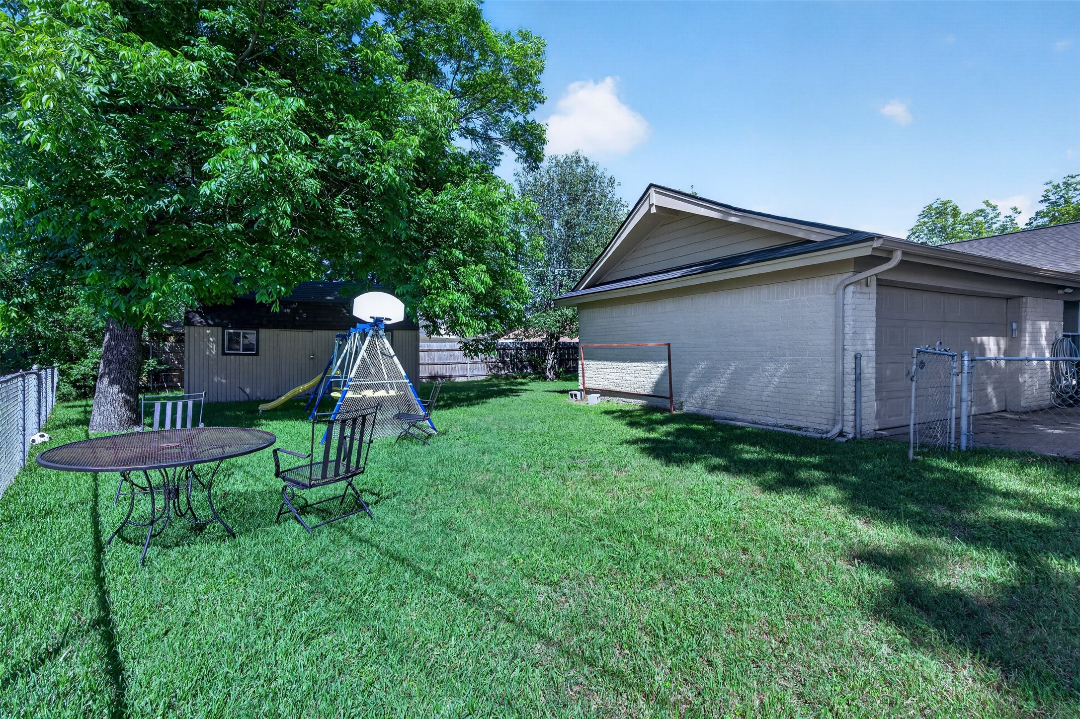 1218 Crestwood Drive Cleburne TX 76033