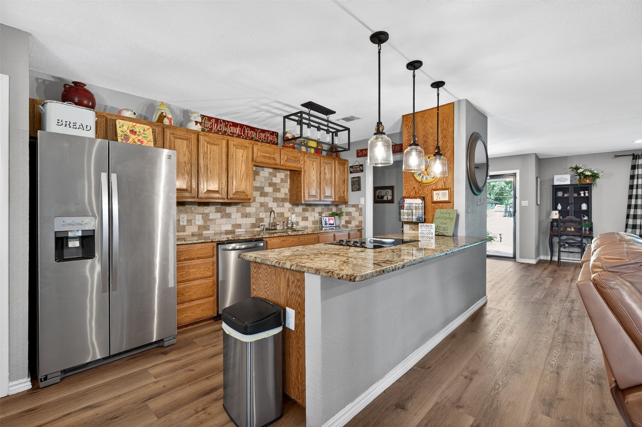 1218 Crestwood Drive Cleburne TX 76033