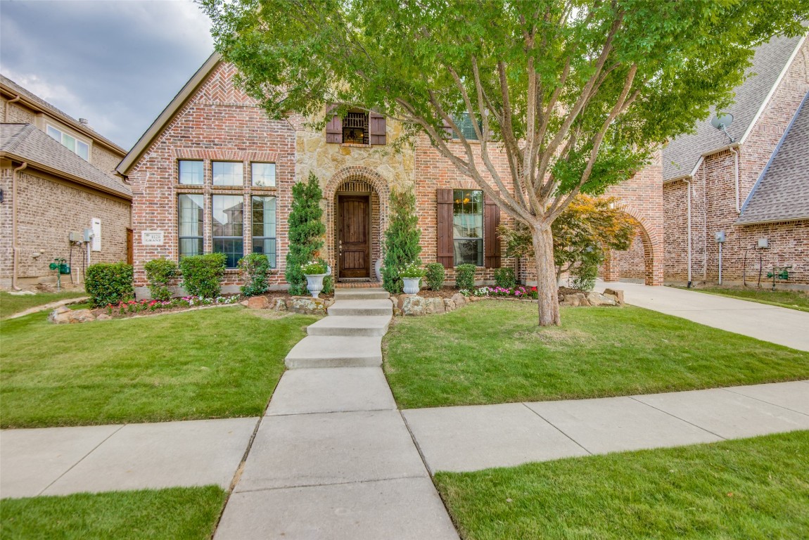 1128 Grant Avenue Lantana TX 76226