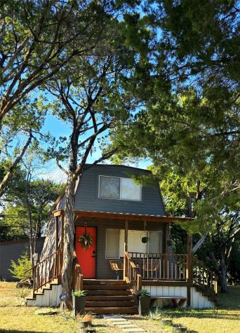 1630 S Chisholm Trail Granbury TX 76048