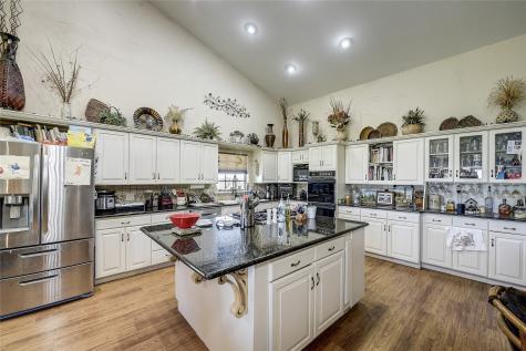 808 W Line Road Whitesboro TX 76273