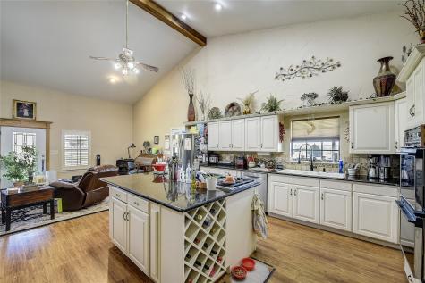 808 W Line Road Whitesboro TX 76273