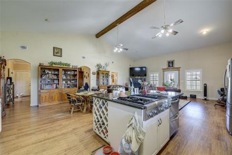 808 W Line Road Whitesboro TX 76273
