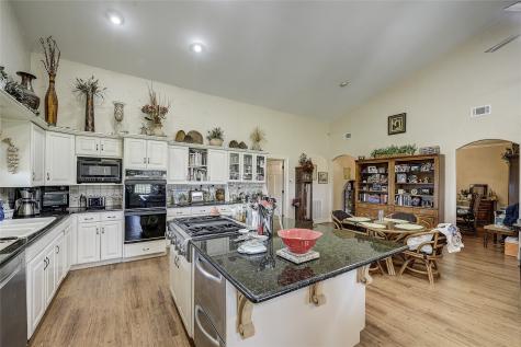 808 W Line Road Whitesboro TX 76273