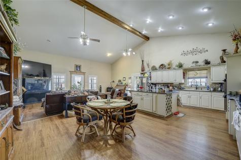 808 W Line Road Whitesboro TX 76273