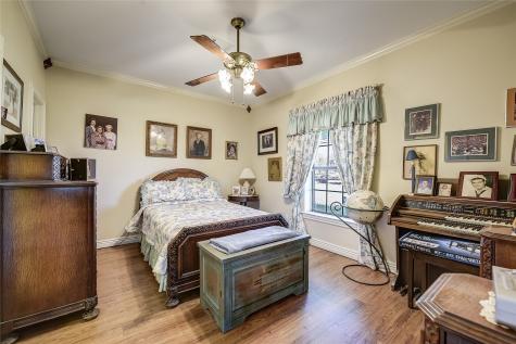 808 W Line Road Whitesboro TX 76273
