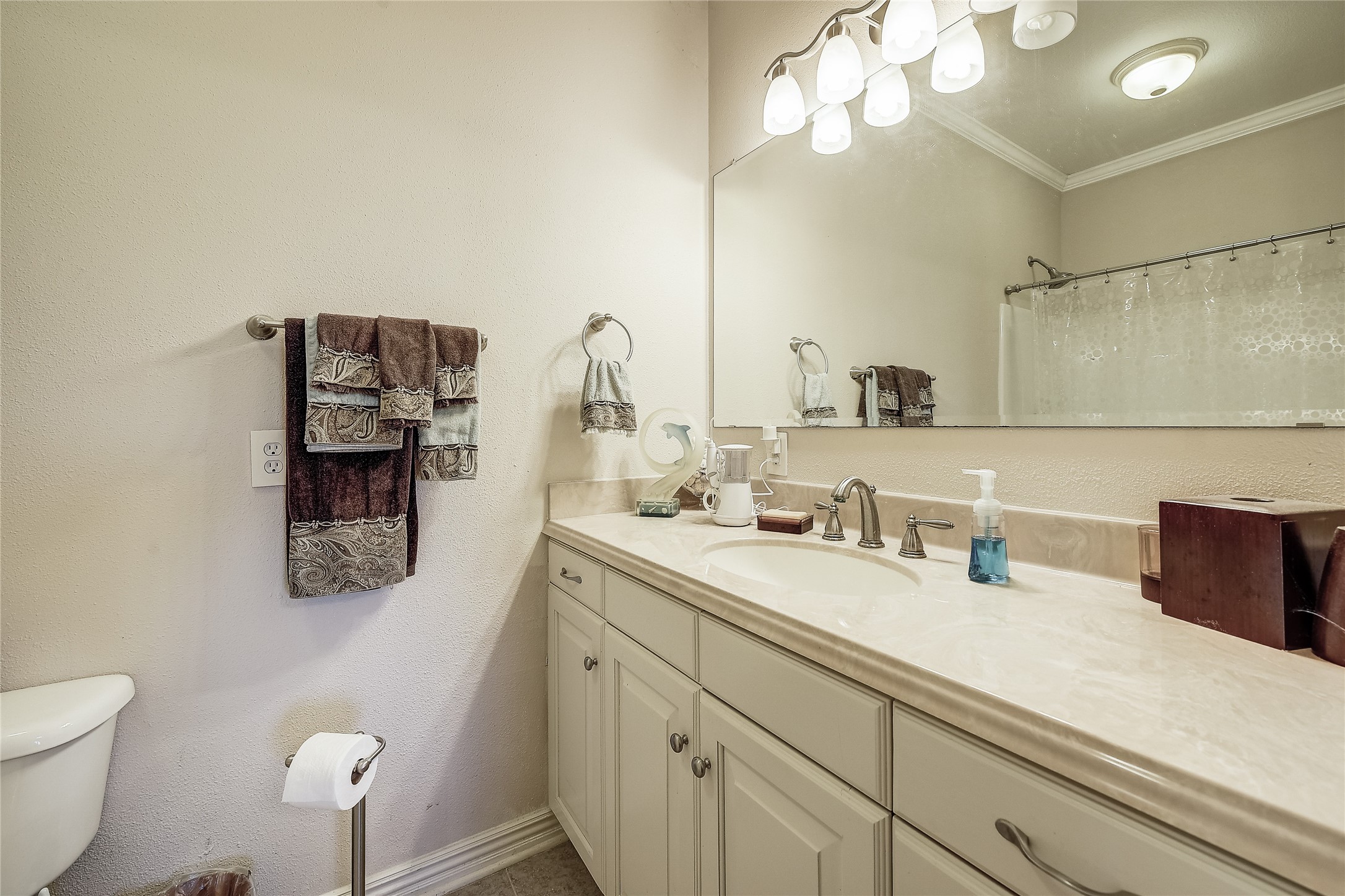 808 W Line Road Whitesboro TX 76273