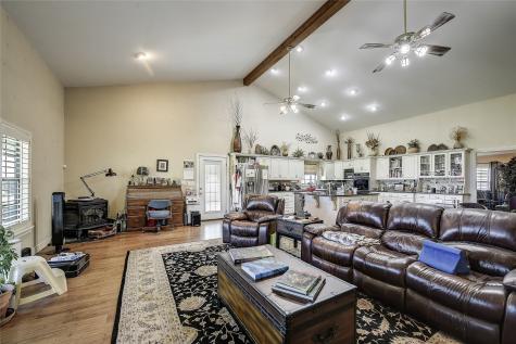 808 W Line Road Whitesboro TX 76273