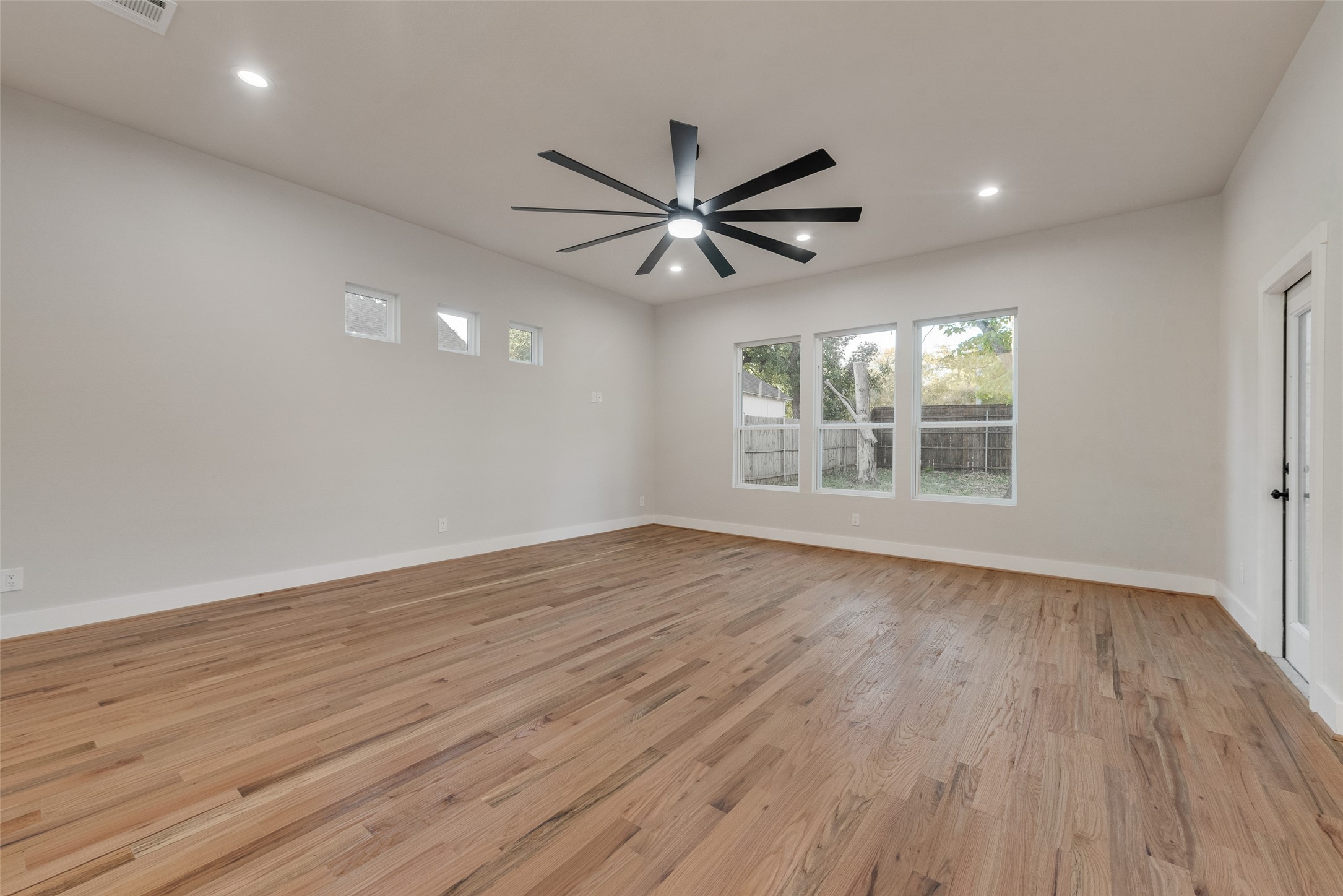 1623 Lansford Avenue Dallas TX 75224