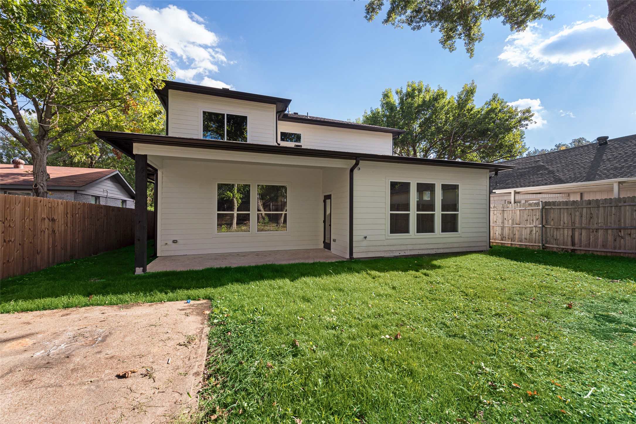 1623 Lansford Avenue Dallas TX 75224