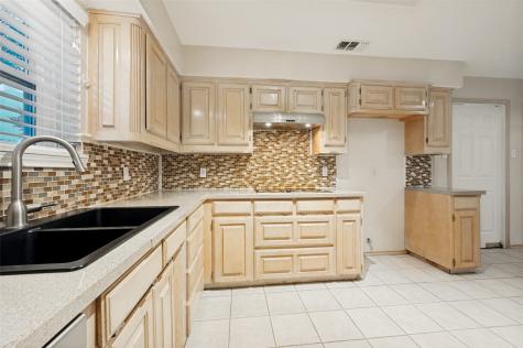 6002 Kenilworth Drive Arlington TX 76001