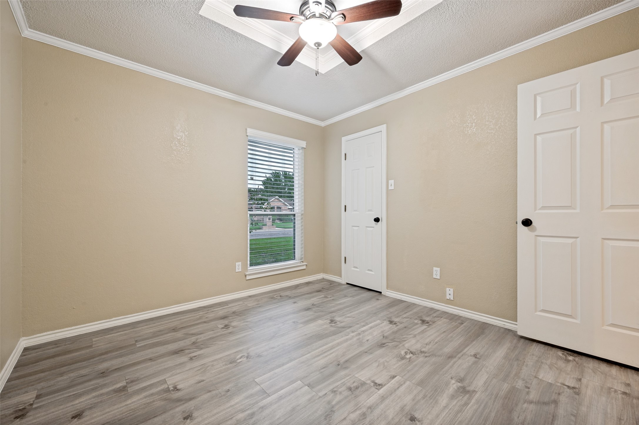 6002 Kenilworth Drive Arlington TX 76001