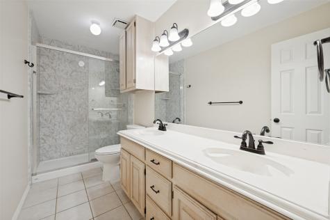 6002 Kenilworth Drive Arlington TX 76001