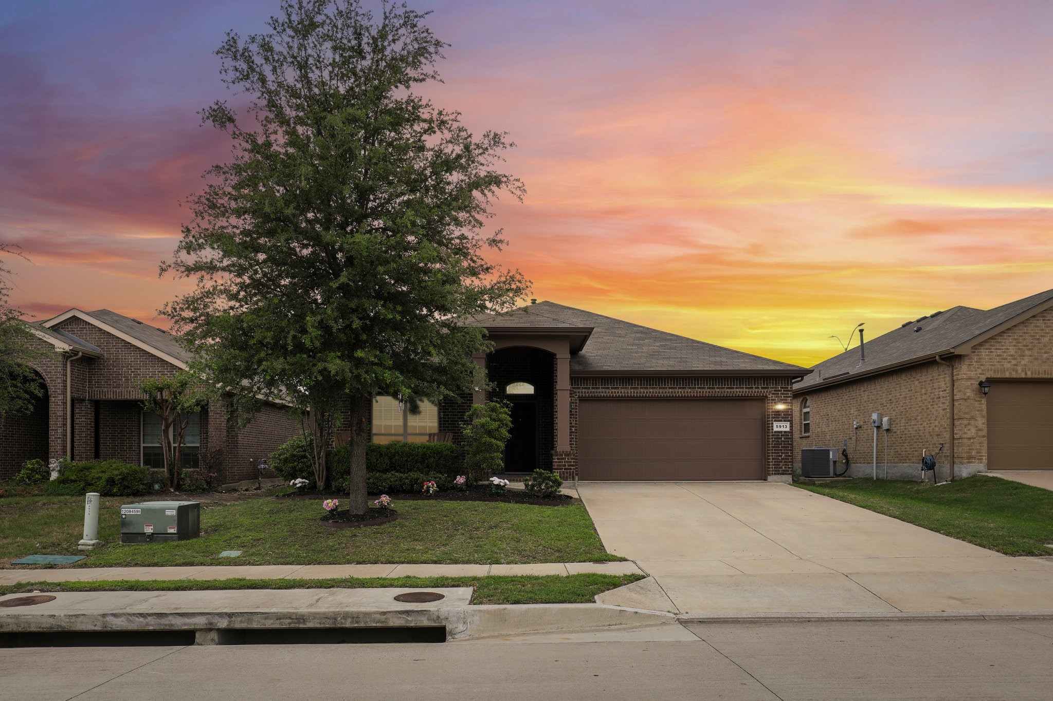 5913 Comanche Peak Drive Fort Worth TX 76179