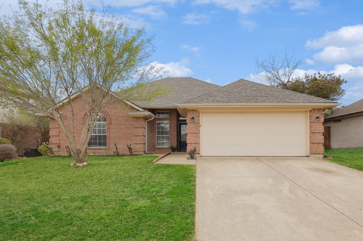 1037 Westgrove Drive Saginaw TX 76179