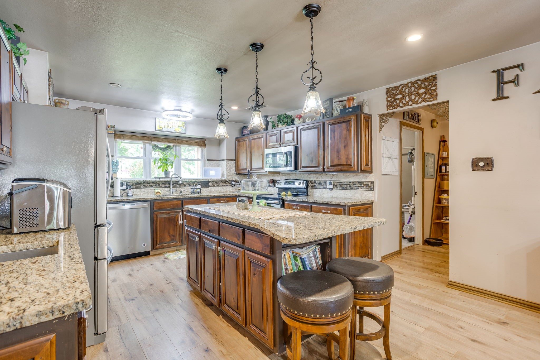 3914 Redbird Lane Joshua TX 76058