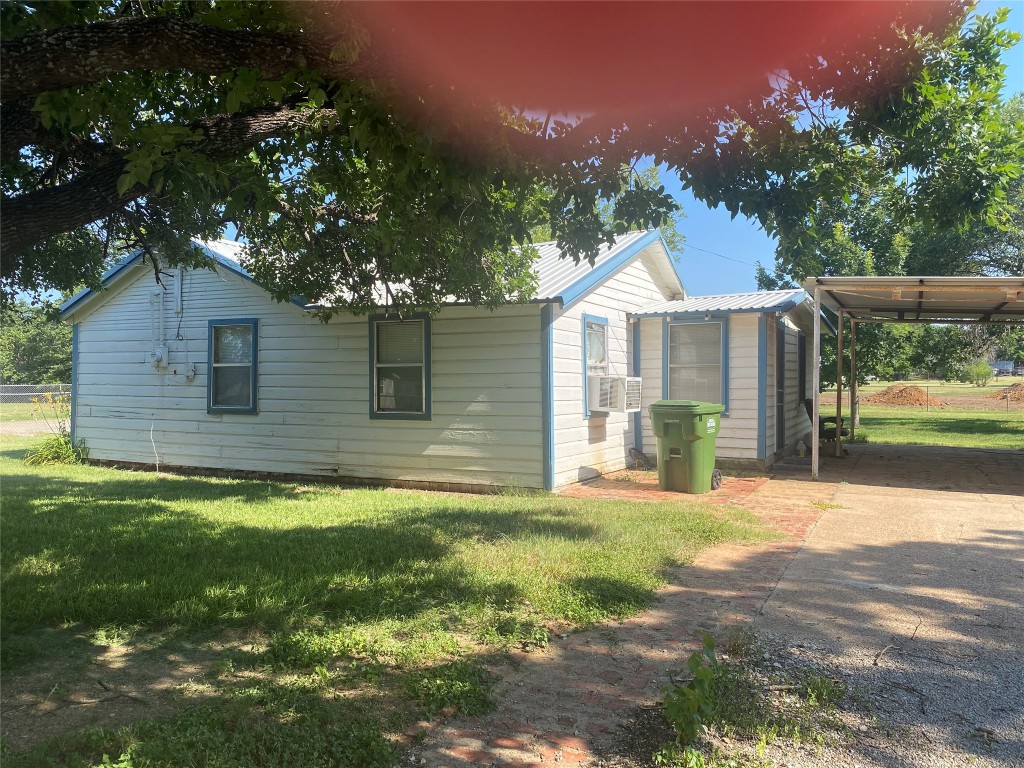 1900 SW 2nd Avenue Mineral Wells TX 76067