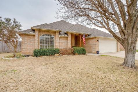 1031 Kingsley Drive Saginaw TX 76179