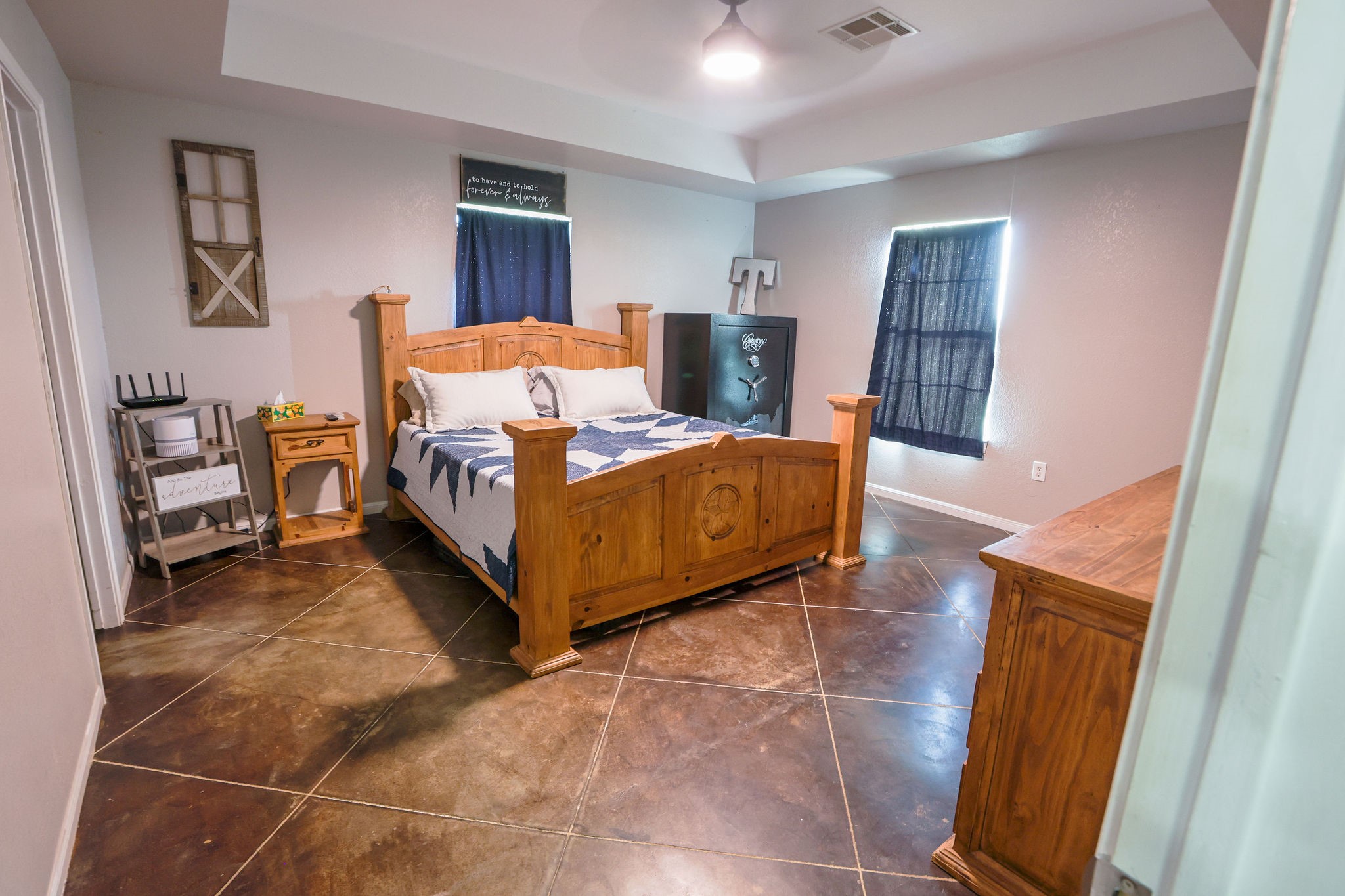 1727 Lcr 124 Mount Calm TX 76673