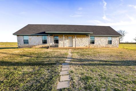 1727 Lcr 124 Mount Calm TX 76673