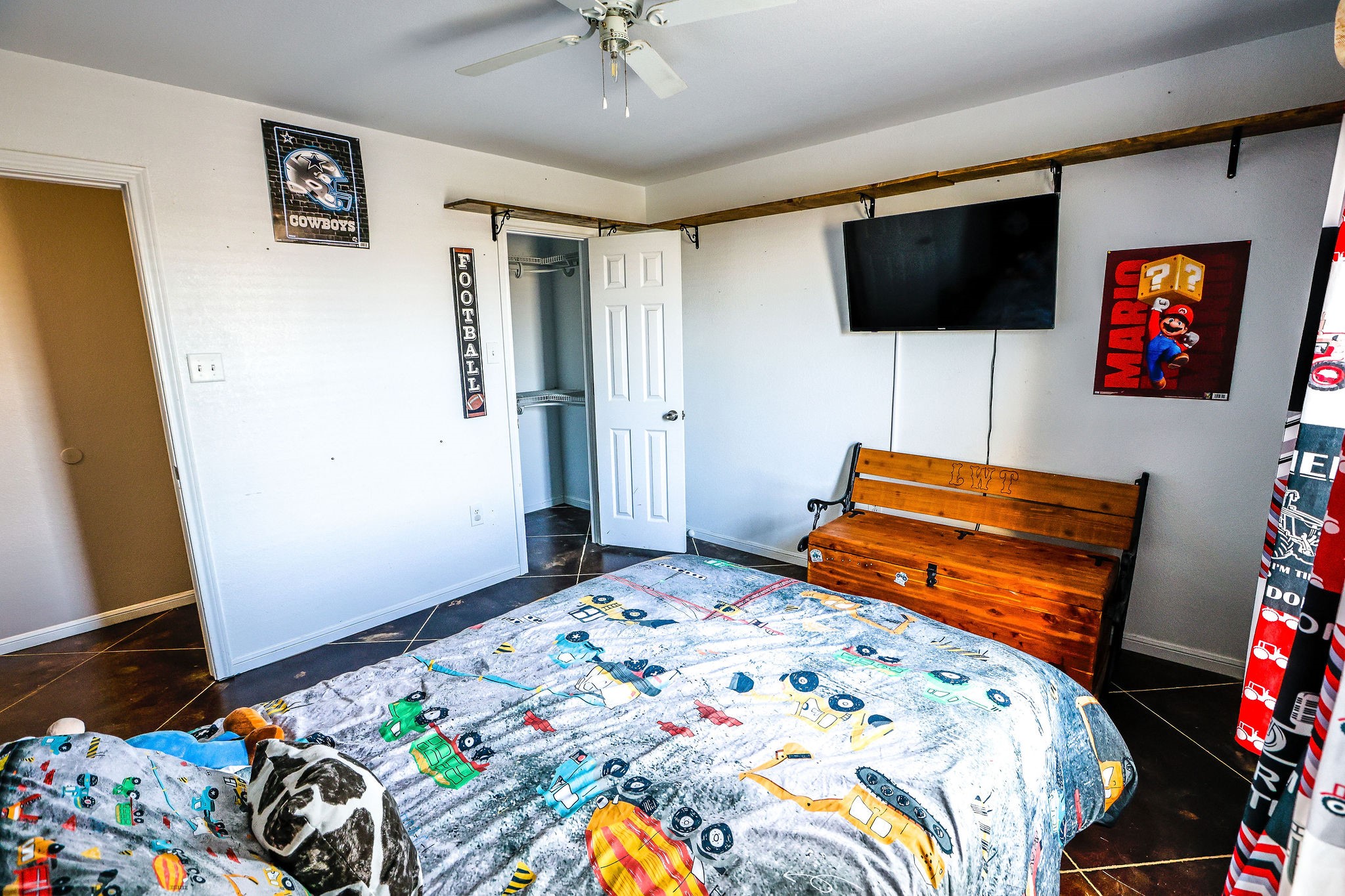 1727 Lcr 124 Mount Calm TX 76673