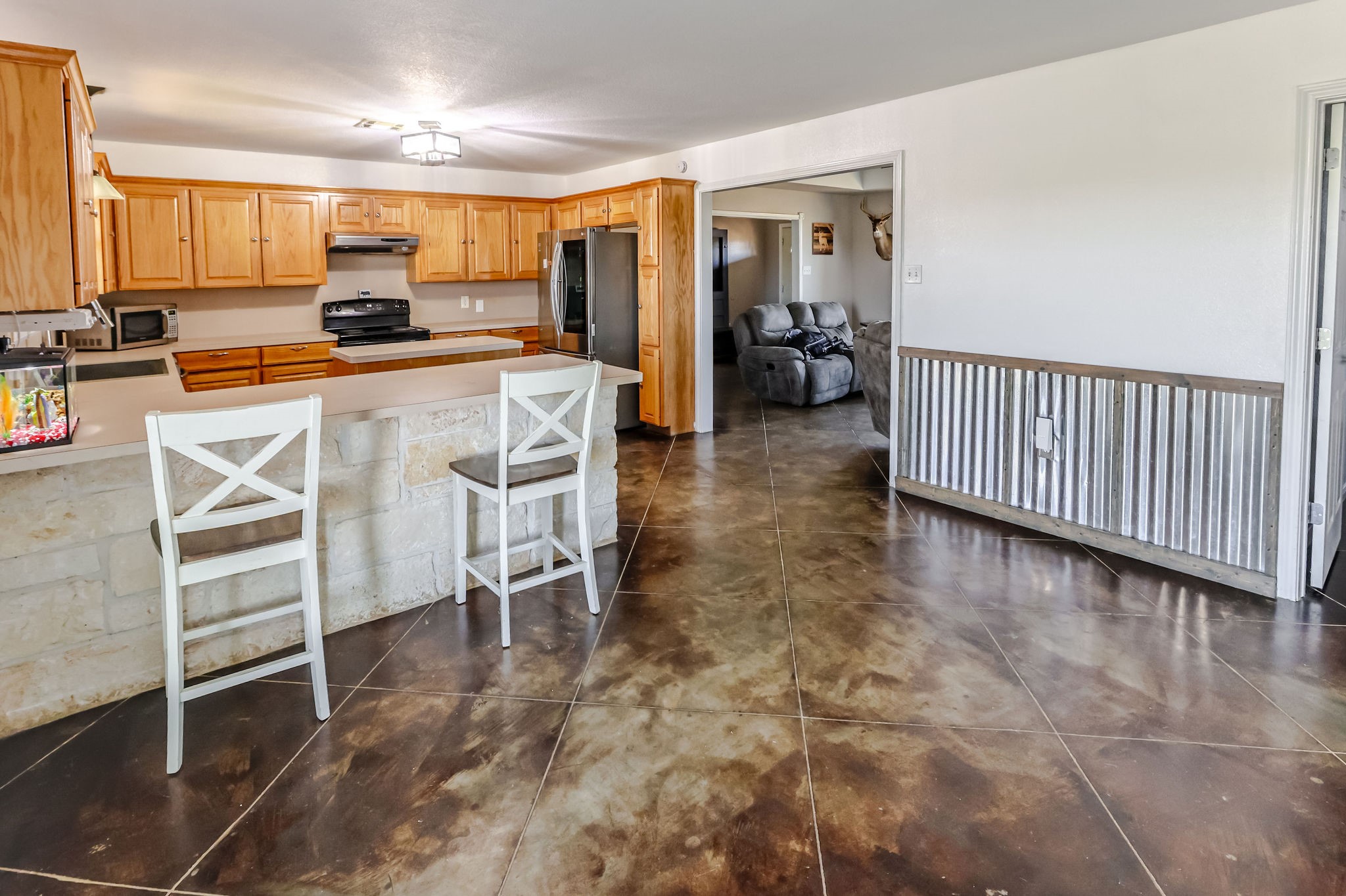 1727 Lcr 124 Mount Calm TX 76673