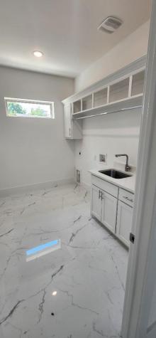 3338 Sylvan Avenue Dallas TX 75212