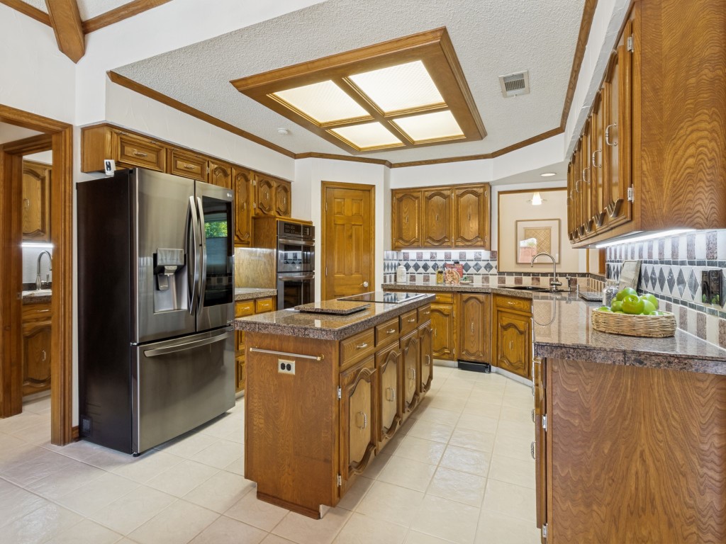9502 Moss Haven Drive Dallas TX 75231