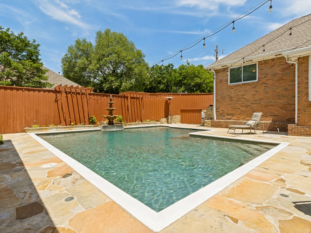 9502 Moss Haven Drive Dallas TX 75231