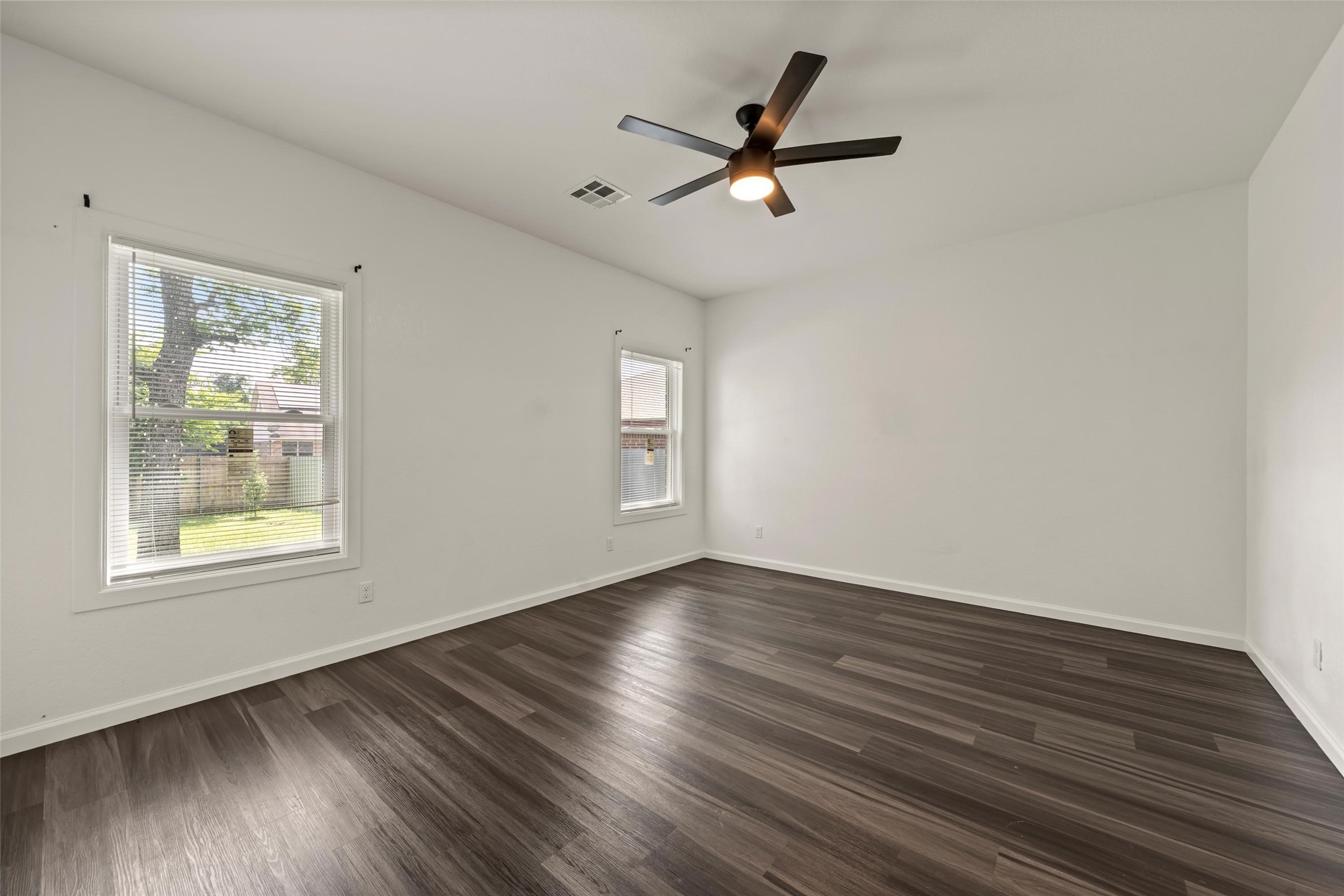 2305 Los Arboles Lane Waco TX 76711