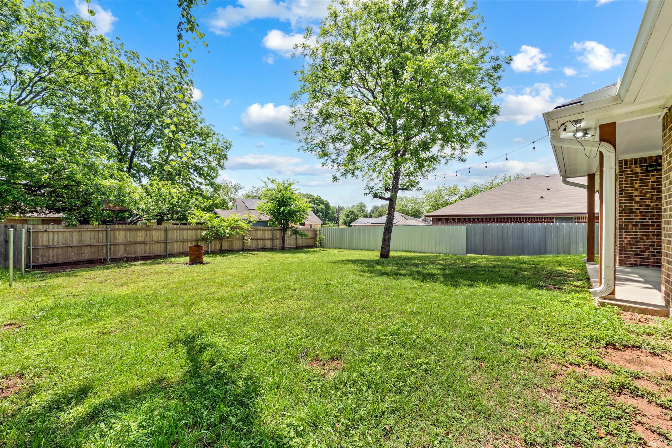 2305 Los Arboles Lane Waco TX 76711