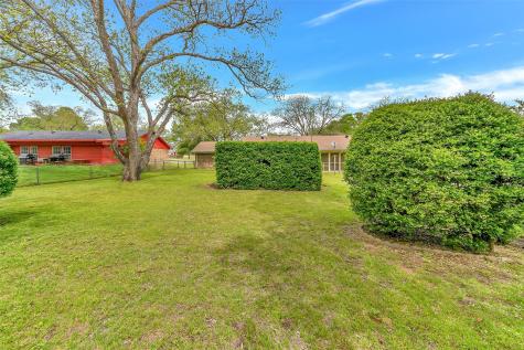 810 Hilltop Drive Weatherford TX 76086
