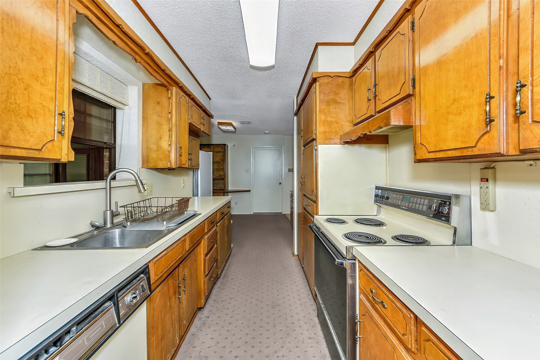 810 Hilltop Drive Weatherford TX 76086