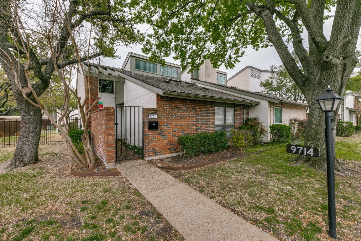 9714 Amberton Parkway Dallas TX 75243