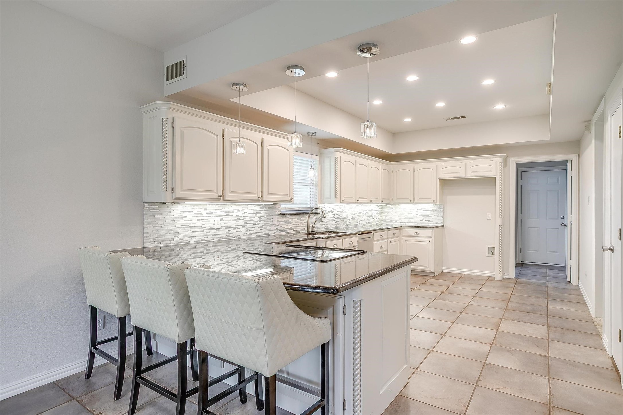 11972 Younger Court Azle TX 76020