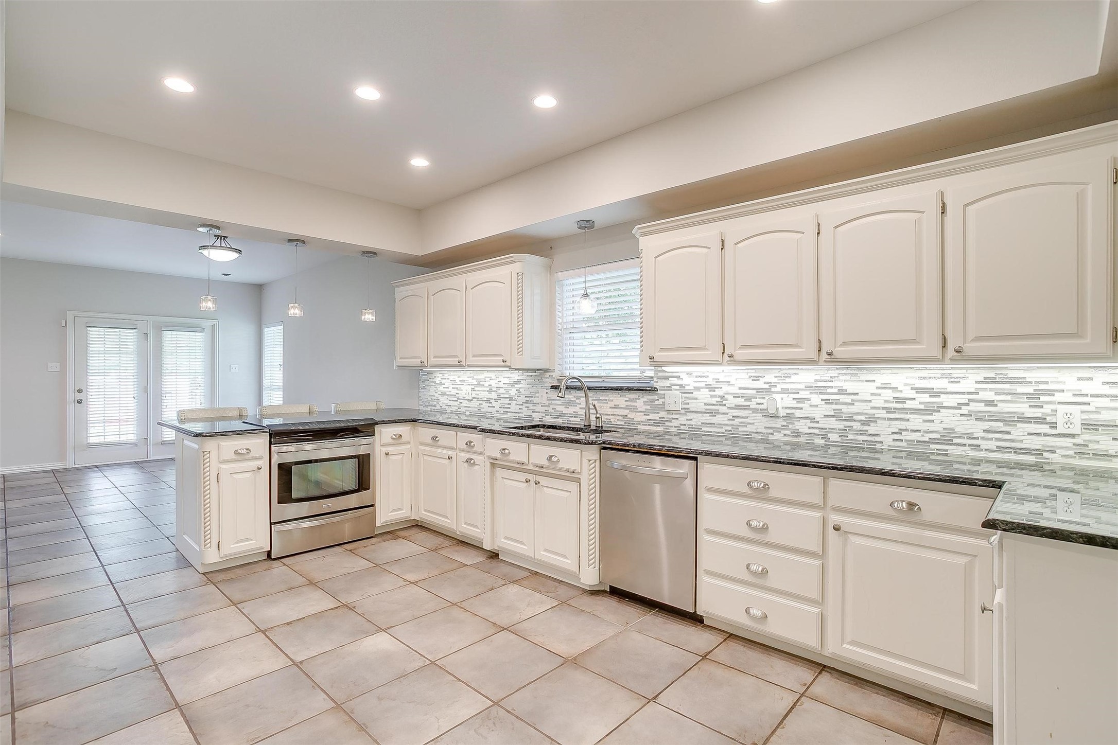 11972 Younger Court Azle TX 76020